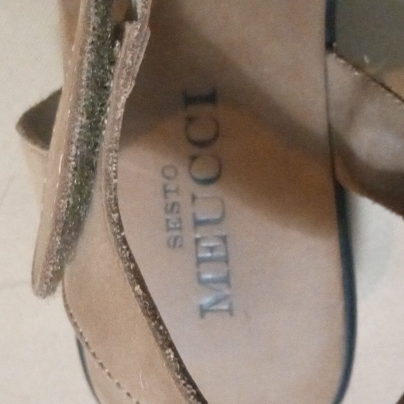 SESTO MEUCCI SOFT LEATHER SANDALS TAN SIZE 8 - Picture 2 of 4